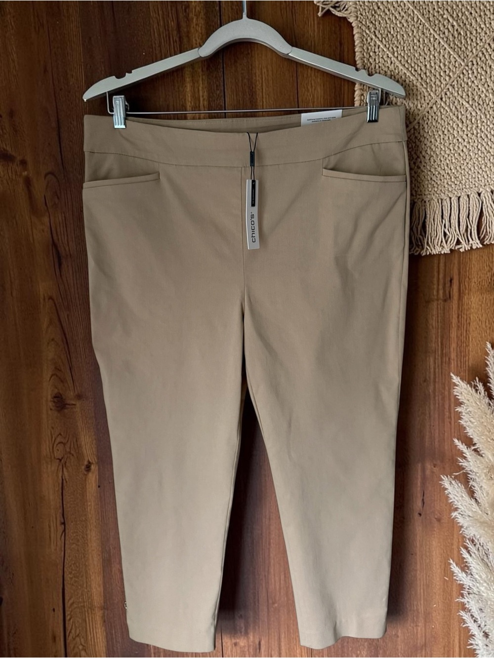 Chico’s So Slimming Brigitte Slim Leg Pants Women’s 3R (16R) Khaki Stretch NWT